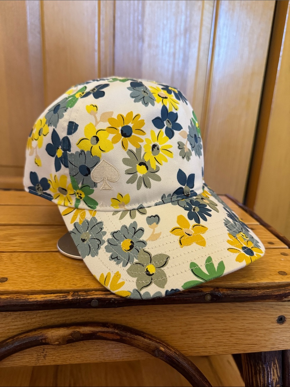KATE SPADE FLORAL HAT♠️